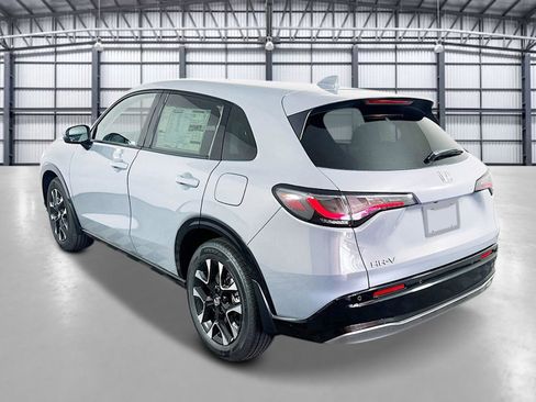 New 2026 Honda HR-V EX-L image 2