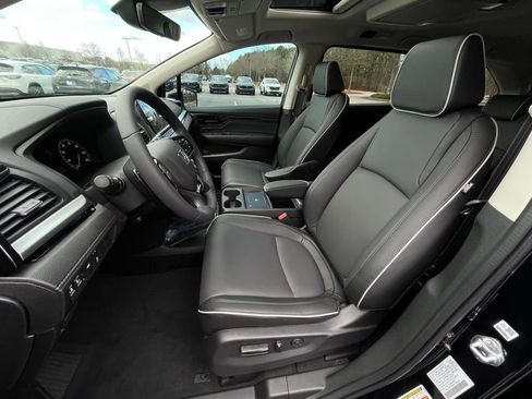 New 2026 Honda Odyssey Touring image 27