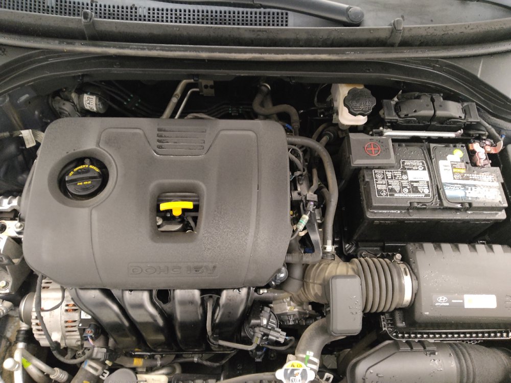 Used 2019 Hyundai Elantra SE w/ Cargo Package FWD image 30