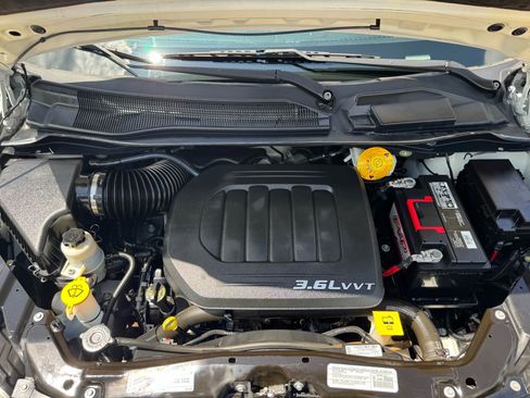 Used 2014 Dodge Grand Caravan SE w/ Quick Order Package 29E SE FWD image 25