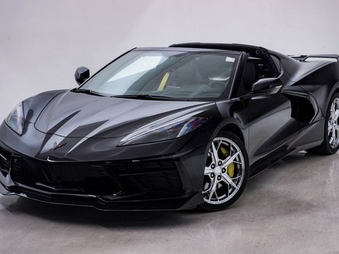 Used 2020 Chevrolet Corvette Stingray Preferred Cpe w/ 2LT Preferred Equipment Group image 3