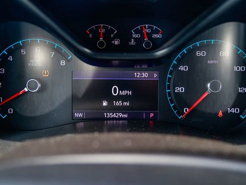 Used 2019 Chevrolet Colorado Z71 AWD/4WD image 23