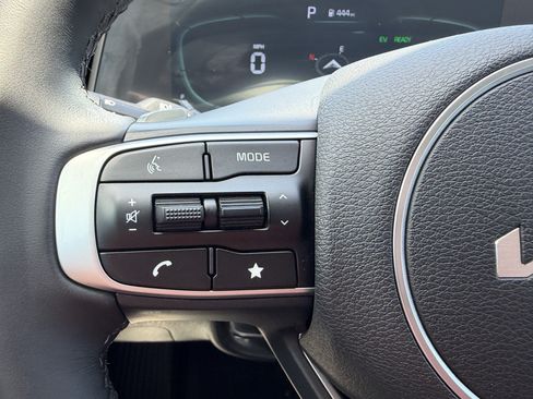 Certified 2023 Kia Sportage EX AWD/4WD image 24
