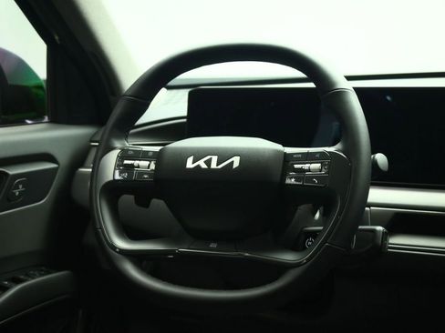 Certified 2026 Kia EV9 Light RWD image 39