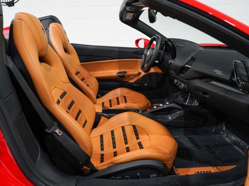 Used 2017 Ferrari 488 Spider RWD image 16