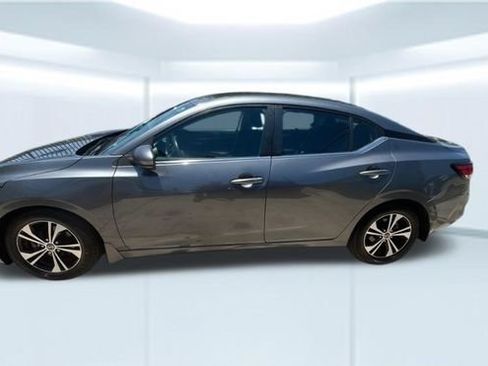Used 2020 Nissan Sentra SV FWD image 2