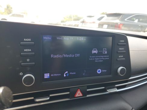 Used 2023 Hyundai Elantra SEL FWD image 19