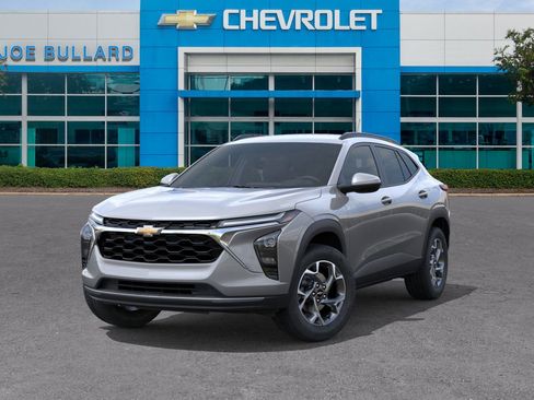 New 2026 Chevrolet Trax LT w/ Driver Confidence Package image 41