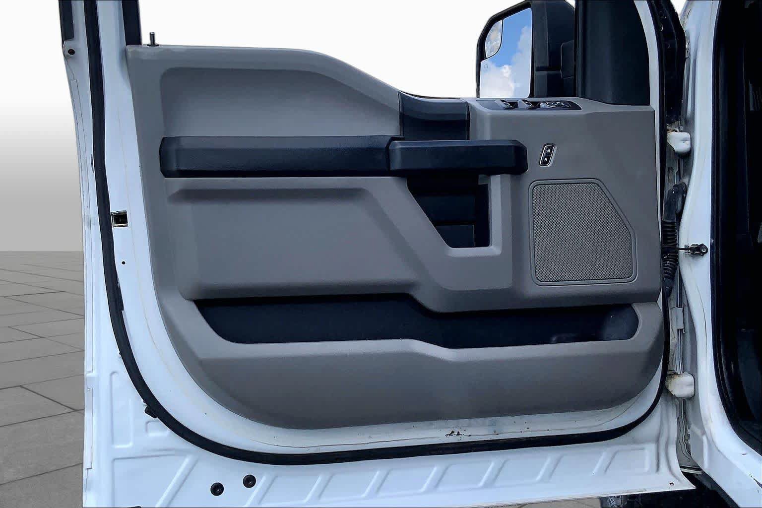 Used 2017 Ford F150 XL w/ XL Power Equipment Group AWD/4WD image 21