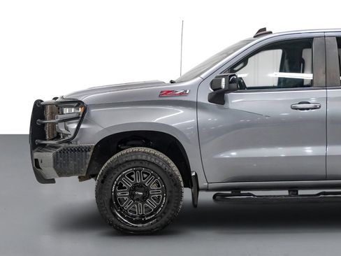 Used 2019 Chevrolet Silverado 1500 RST AWD/4WD image 10