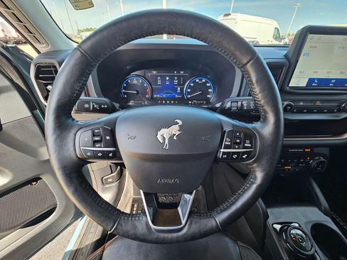 Used 2022 Ford Bronco Sport Outer Banks w/ Tech Package image 16