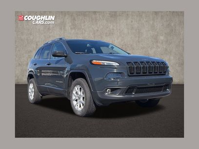 Used 2018 Jeep Cherokee Latitude Plus w/ Cold Weather Group