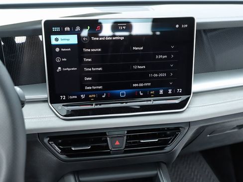 New 2026 Volkswagen Tiguan SE R-Line image 25