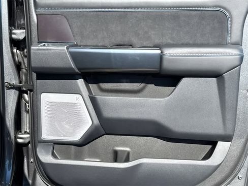 New 2026 Ford F250 Platinum w/ Tremor Off-Road Package image 15