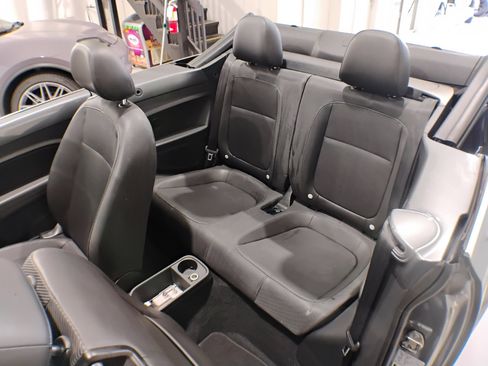 Used 2013 Volkswagen Beetle 2.5 image 73