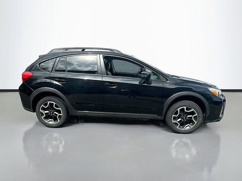 Used 2017 Subaru Crosstrek 2.0i Limited AWD/4WD image 5