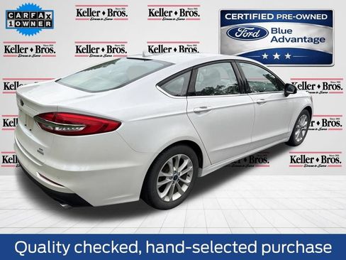Used 2019 Ford Fusion SE FWD image 4