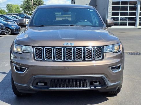 Used 2020 Jeep Grand Cherokee Laredo image 8