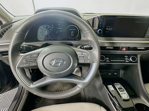 Certified 2023 Hyundai Sonata SEL w/ Convenience Package image 11