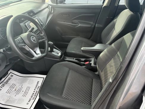 Used 2020 Nissan Versa S image 4