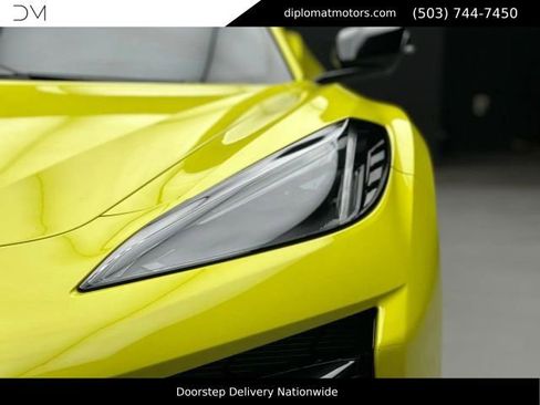 Used 2023 Chevrolet Corvette Z06 RWD image 13