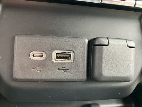 Used 2020 Chevrolet Silverado 1500 LTZ w/ LTZ Plus Package image 35