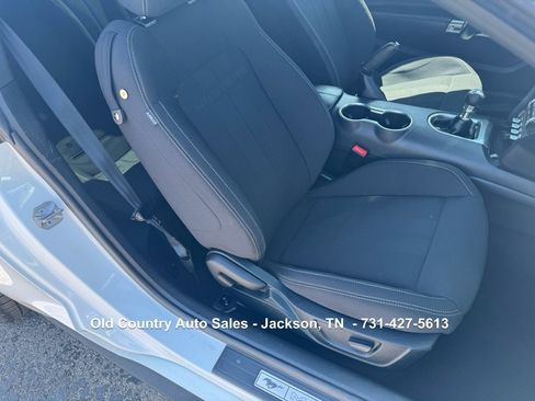 Used 2022 Ford Mustang GT w/ Equipment Group 301A RWD image 22