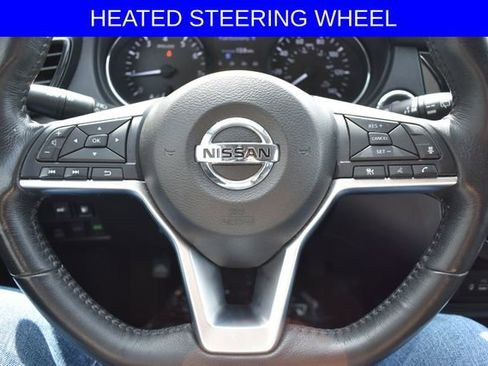 Used 2018 Nissan Rogue SV w/ Premium Package AWD/4WD image 5