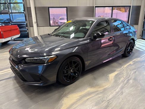 Used 2023 Honda Civic Sport image 36