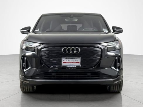 Used 2024 Audi Q4 e-tron Prestige w/ Black Optic Plus Package AWD/4WD image 8