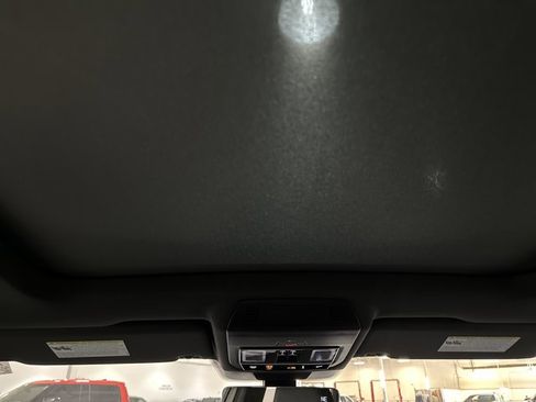 New 2026 Volkswagen Tiguan SE R-Line image 27