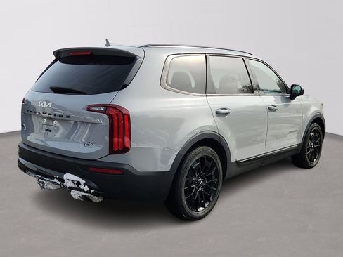 Used 2022 Kia Telluride EX w/ EX Premium Package image 6