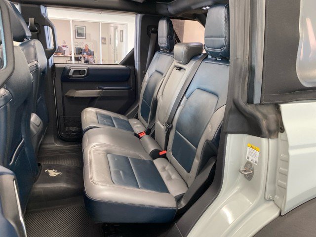 Certified 2021 Ford Bronco Outer Banks w/ Sasquatch Package AWD/4WD image 10