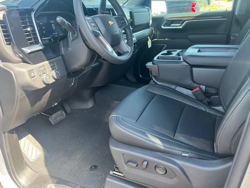 New 2026 Chevrolet Silverado 1500 LT w/ All Star Edition Plus AWD/4WD image 10