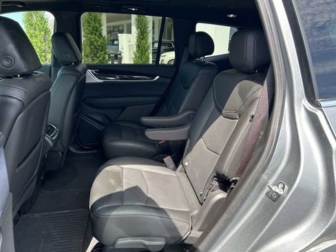 Used 2024 Cadillac XT6 Premium Luxury AWD/4WD image 25