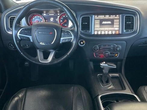 Used 2017 Dodge Charger SXT w/ Plus Group RWD image 13