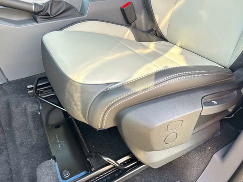 New 2025 INEOS Grenadier Fieldmaster Edition image 16