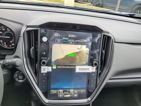 Certified 2025 Subaru Crosstrek 2.5i Limited w/ Crosstrek Mirror Package image 11