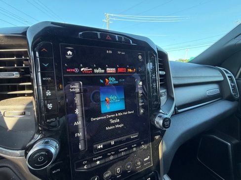 Used 2019 RAM 2500 Laramie w/ Night Edition AWD/4WD image 21