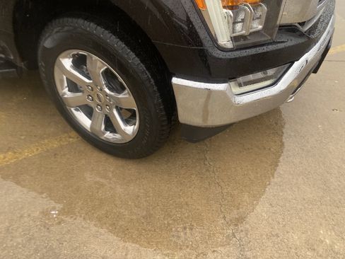 Used 2022 Ford F150 Lariat image 4