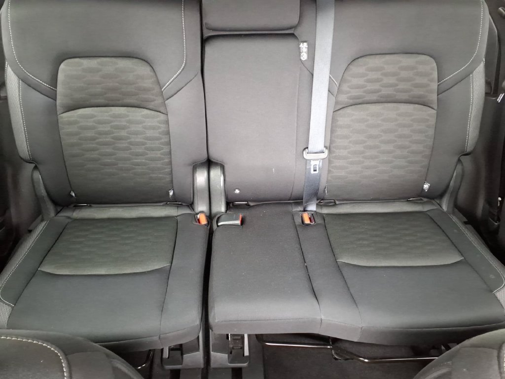 Used 2024 Nissan Pathfinder S FWD image 17
