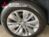 New 2025 Mitsubishi Outlander ES image 6