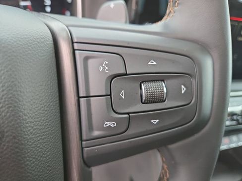 Used 2024 GMC Sierra 1500 AT4 w/ Technology Package AWD/4WD image 30