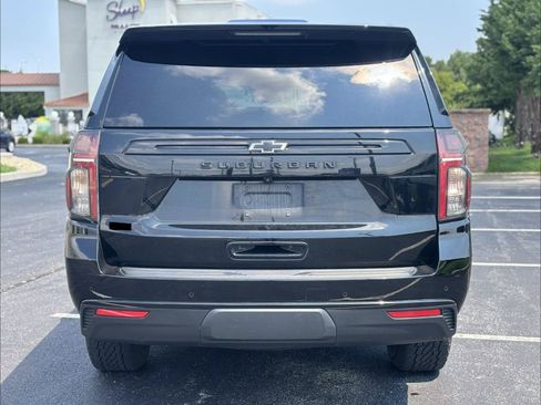 Used 2023 Chevrolet Suburban Z71 w/ Luxury Package AWD/4WD image 31