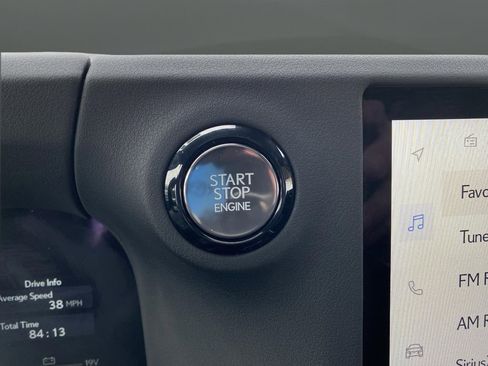 Used 2024 Lexus GX 550 image 37