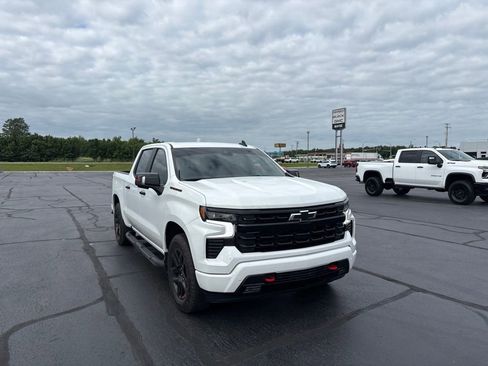 Used 2024 Chevrolet Silverado 1500 RST w/ Redline Edition AWD/4WD image 6
