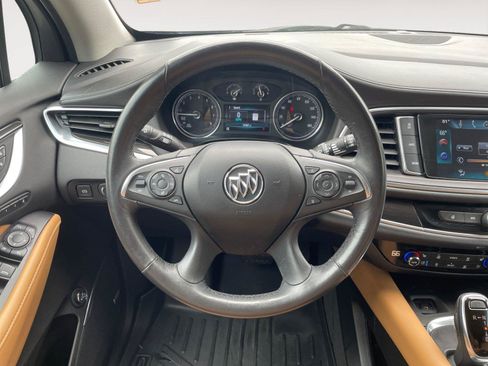 Used 2019 Buick Enclave Premium AWD/4WD image 12