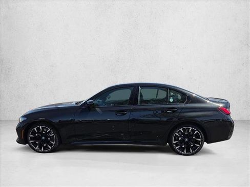 New 2026 BMW 330i Sedan w/ M Sport Package RWD image 5