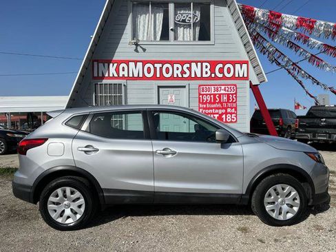 Used 2019 Nissan Rogue Sport S image 8