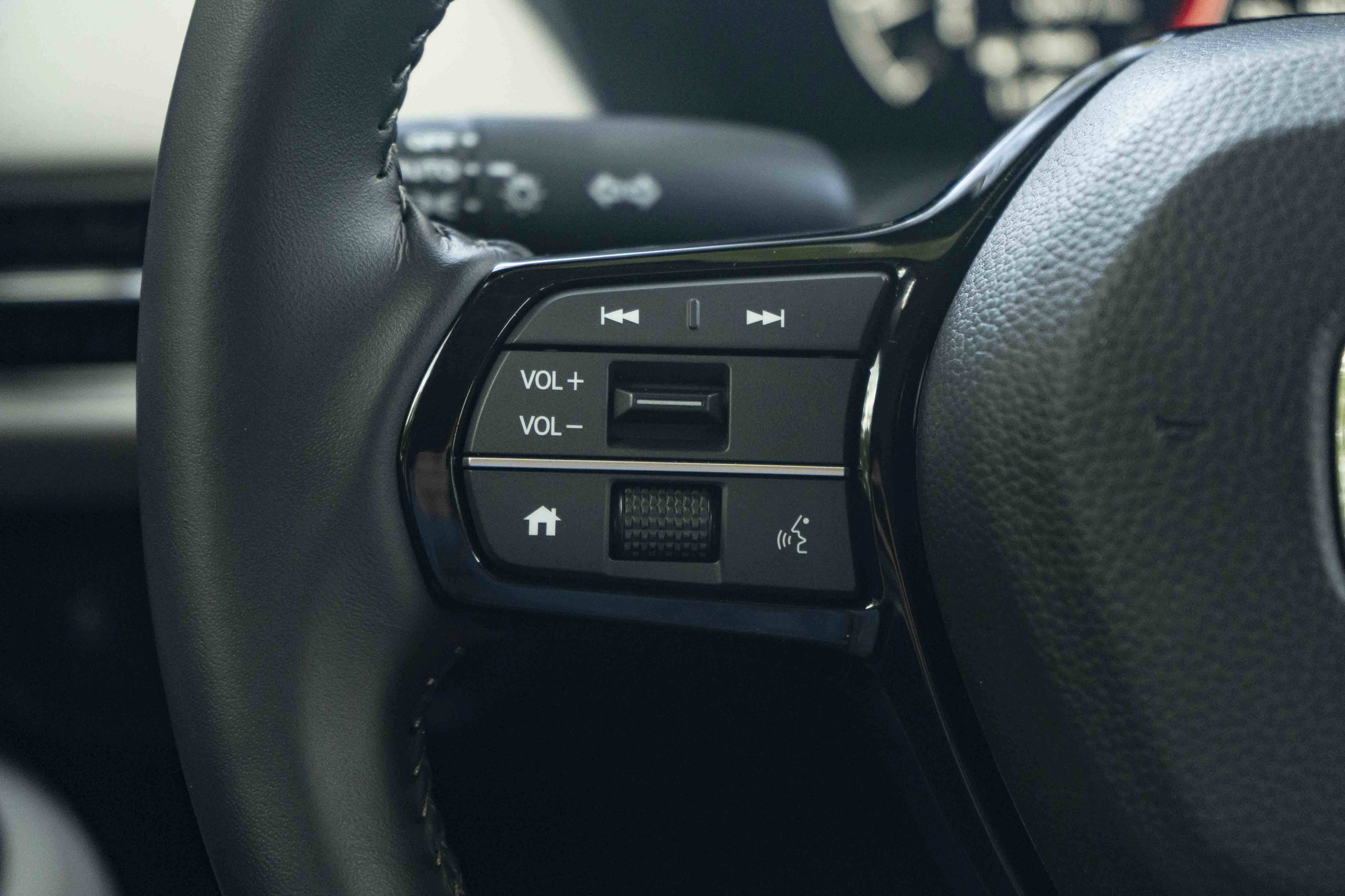 Used 2027 Honda HR-V EX-L image 20